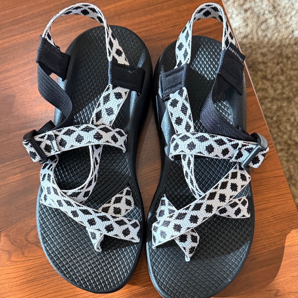 Chaco Black and White Patterned Sandals